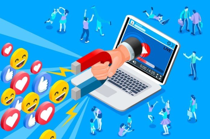 The Rise of Hybrid Online-Offline Influencers The Rise of Hybrid Online-Offline Influencers